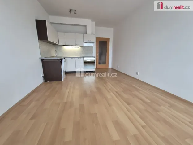 Pronájem bytu 1+kk, Praha - Zličín, Sazovická, 31 m2