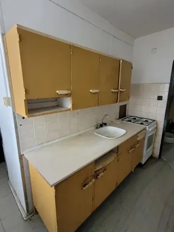 Prodej bytu 3+1, Pardubice - Polabiny, Kosmonautů, 57 m2