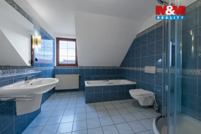 Prodej rodinného domu, Kolová - Háje, 330 m2