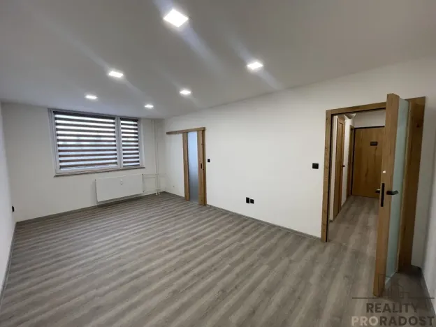 Pronájem bytu 3+1, Jihlava, Březinova, 74 m2