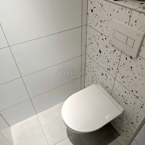 Pronájem bytu 2+1, Karlovy Vary, Krymská, 51 m2