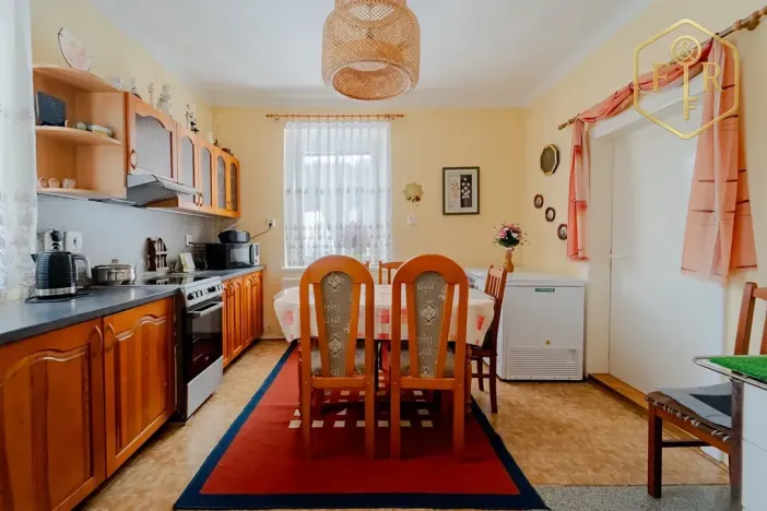 Prodej rodinného domu, Petrovice, 246 m2