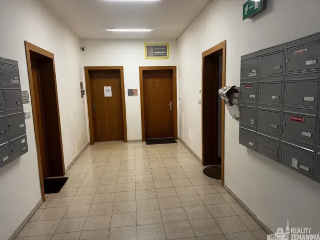 Pronájem bytu 2+kk, Praha - Vinohrady, Korunní, 50 m2