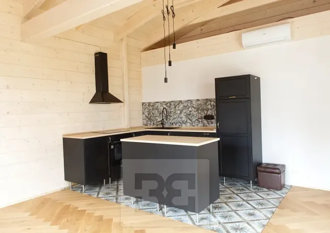 Pronájem bytu 2+kk, Jarcová, 69 m2