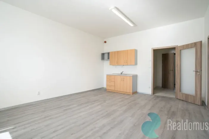 Pronájem kanceláře, Český Krumlov, Budějovická, 35 m2