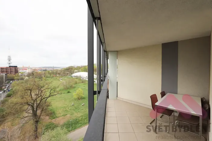 Pronájem bytu 1+kk, Praha - Žižkov, Pitterova, 66 m2