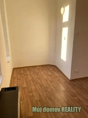 Pronájem bytu 2+kk, Praha - Vysočany, Freyova, 49 m2