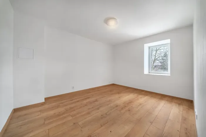 Pronájem bytu 2+kk, Plzeň, Dvorní, 43 m2