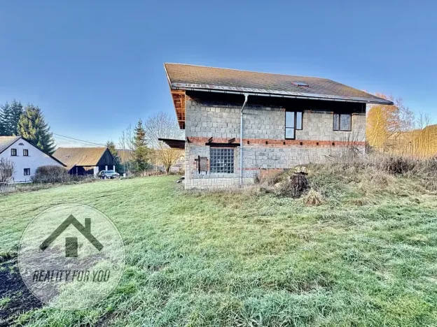 Prodej rodinného domu, Jesenný, 270 m2