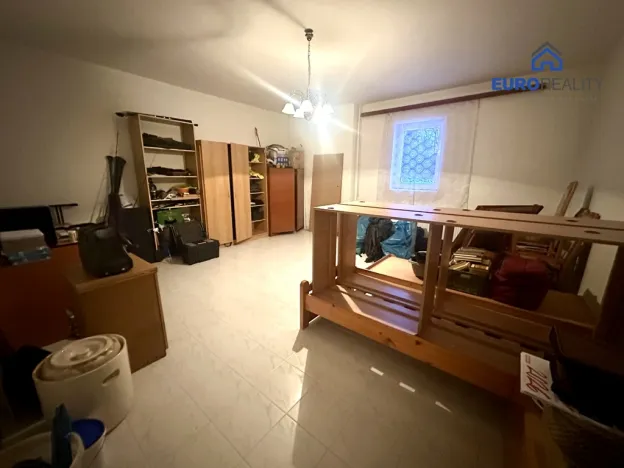 Prodej rodinného domu, Toužim - Bezděkov, 236 m2