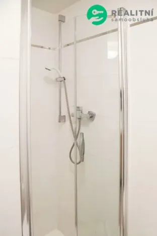 Pronájem bytu 1+kk, Praha - Žižkov, Hartigova, 26 m2