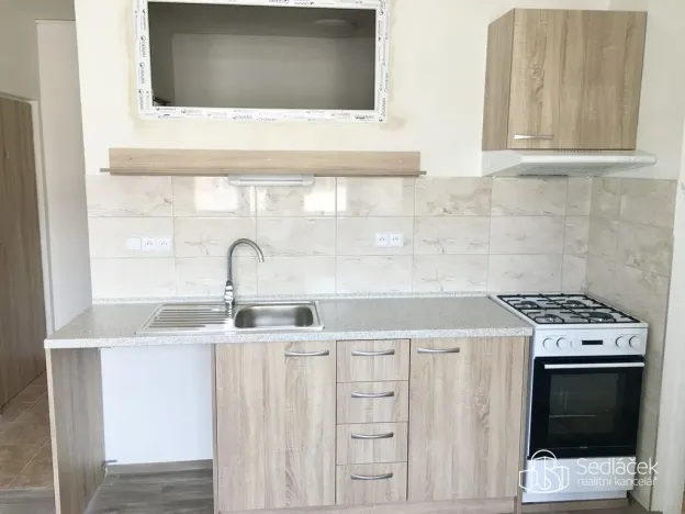 Pronájem bytu 1+1, Sokolov, Švabinského, 43 m2