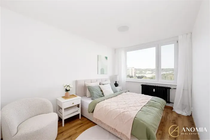 Prodej bytu 4+kk, Praha - Kobylisy, Třebenická, 73 m2