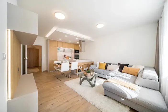 Prodej bytu 4+kk, Holubice, 97 m2