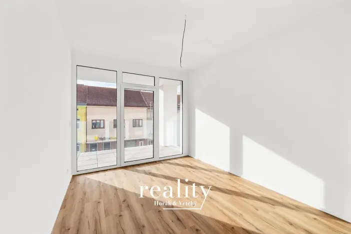 Prodej bytu 3+kk, Znojmo, Jarošova, 76 m2