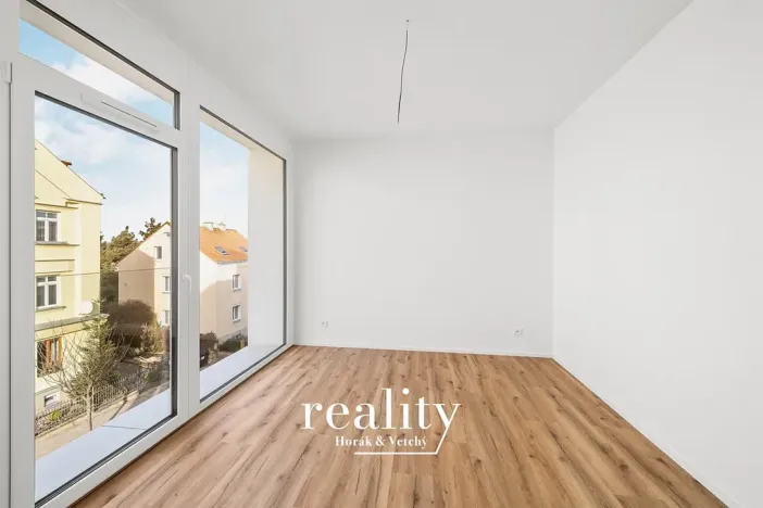 Prodej bytu 3+kk, Znojmo, Jarošova, 76 m2