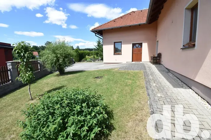 Prodej rodinného domu, Sadov, 366 m2