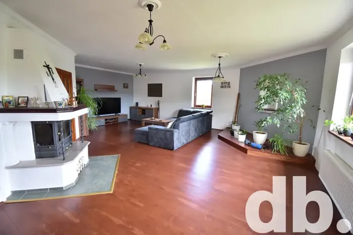 Prodej rodinného domu, Sadov, 366 m2