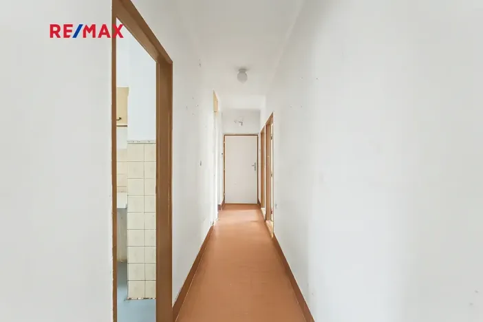 Prodej bytu 3+1, Týnec nad Sázavou, Husova, 84 m2