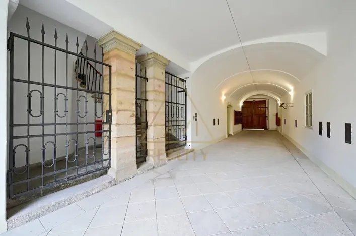 Pronájem bytu 2+kk, Praha - Staré Město, Haštalská, 58 m2