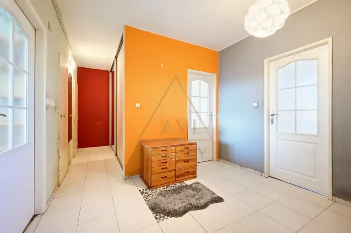 Prodej bytu 3+1, Praha - Prosek, Vysočanská, 74 m2