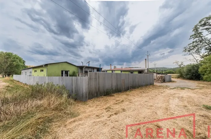 Prodej výrobních prostor, Laškov, 930 m2