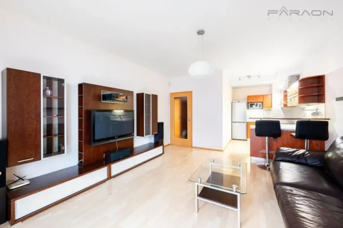 Pronájem bytu 2+kk, Praha - Záběhlice, Velenovského, 53 m2