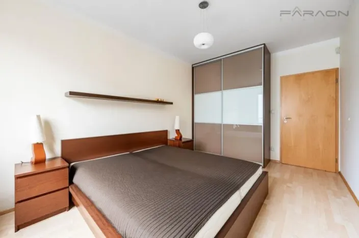 Pronájem bytu 2+kk, Praha - Záběhlice, Velenovského, 53 m2