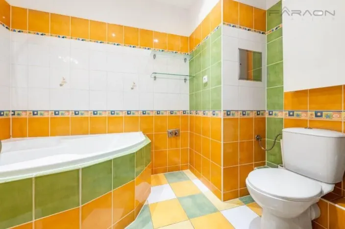 Pronájem bytu 2+kk, Praha - Záběhlice, Velenovského, 53 m2