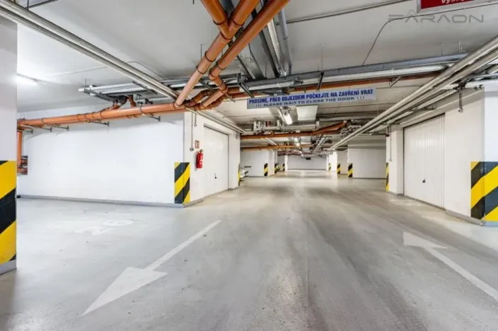 Pronájem bytu 2+kk, Praha - Záběhlice, Velenovského, 53 m2