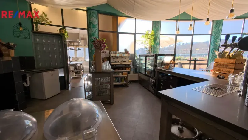 Prodej obchodního prostoru, Týnec nad Sázavou, Ing. Fr. Janečka, 200 m2