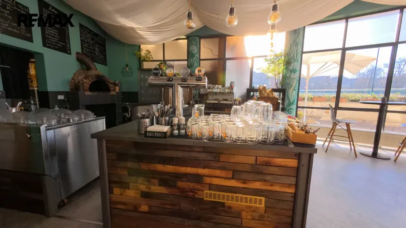 Prodej obchodního prostoru, Týnec nad Sázavou, Ing. Fr. Janečka, 200 m2