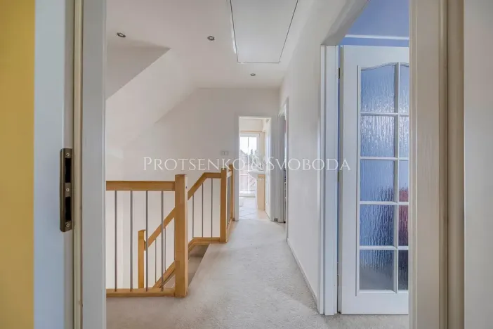 Prodej rodinného domu, Hostivice, náměstí Jana IV. z Dražic, 185 m2