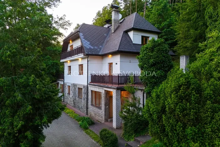 Prodej vícegeneračního domu, Mnichovice, Nad rybníkem, 312 m2