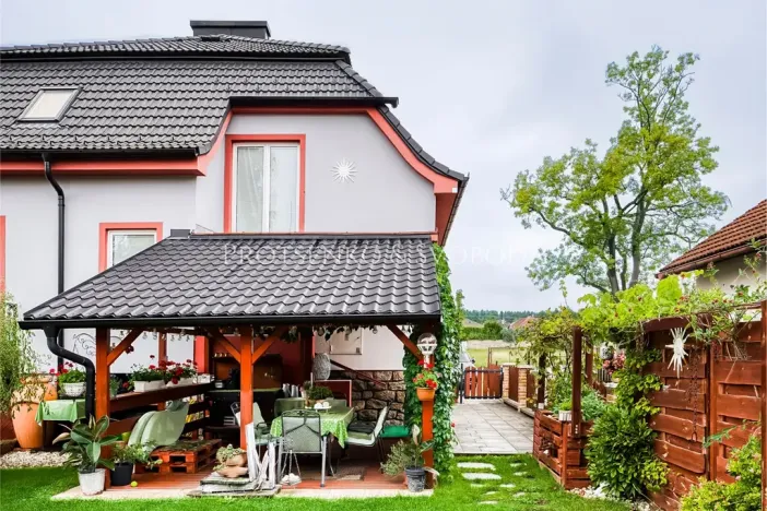 Prodej obchodního prostoru, Suchdol nad Lužnicí, Pražská, 180 m2