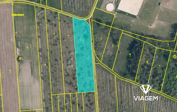 Prodej podílu zahrady, Dobříň, 3169 m2