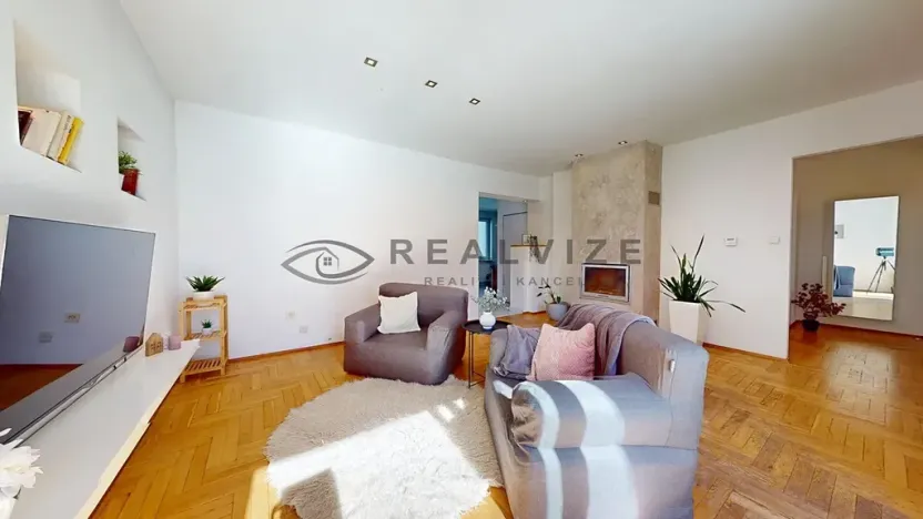 Prodej rodinného domu, Roudné, 265 m2