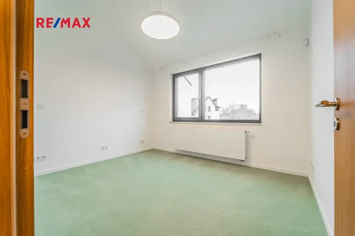 Pronájem bytu 3+kk, Praha - Kunratice, Děbolínská, 92 m2