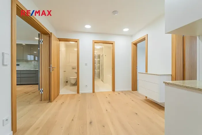 Pronájem bytu 3+kk, Praha - Kunratice, Děbolínská, 92 m2