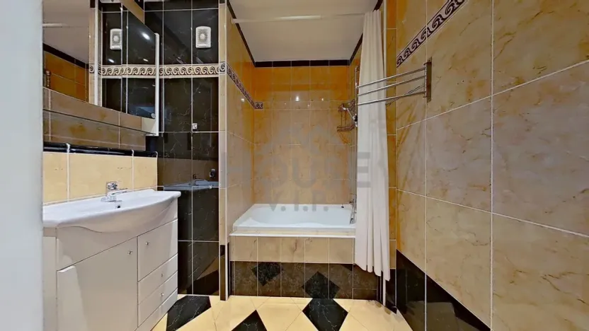 Prodej bytu 2+1, Praha - Háje, 60 m2