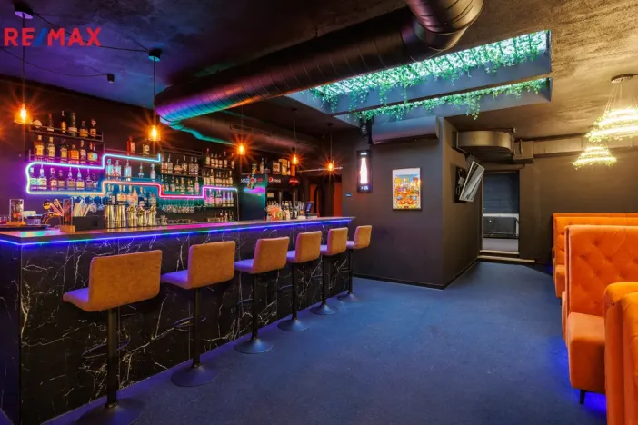 Pronájem restaurace, Karlovy Vary - Rybáře, Sokolovská, 156 m2