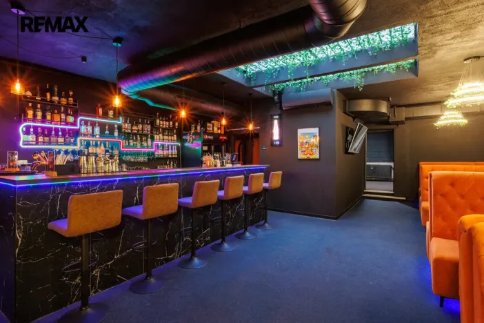 Pronájem restaurace, Karlovy Vary - Rybáře, Sokolovská, 156 m2