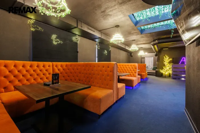 Pronájem restaurace, Karlovy Vary - Rybáře, Sokolovská, 156 m2