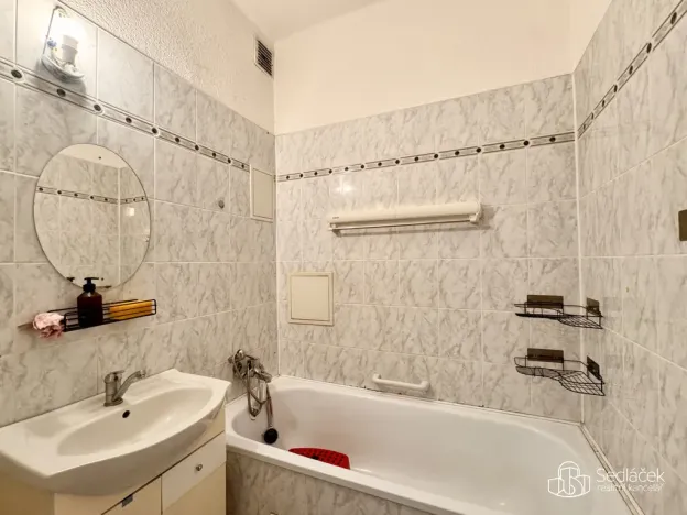 Pronájem bytu 3+1, Sokolov, Jednoty, 75 m2