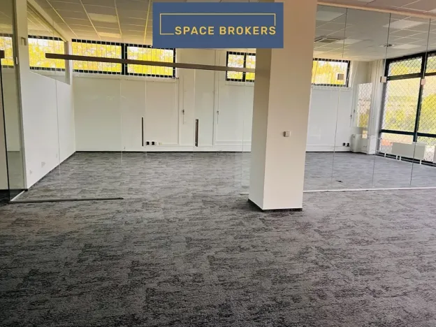 Pronájem obchodního prostoru, Průhonice, Uhříněveská, 2228 m2