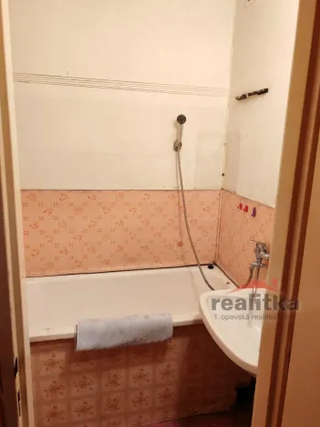 Prodej bytu 2+1, Krnov, SPC P, 53 m2