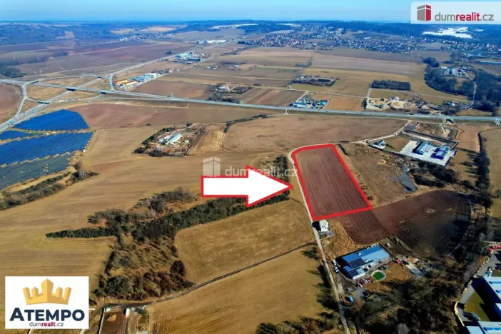 Prodej komerčního pozemku, Úsilné, 7491 m2