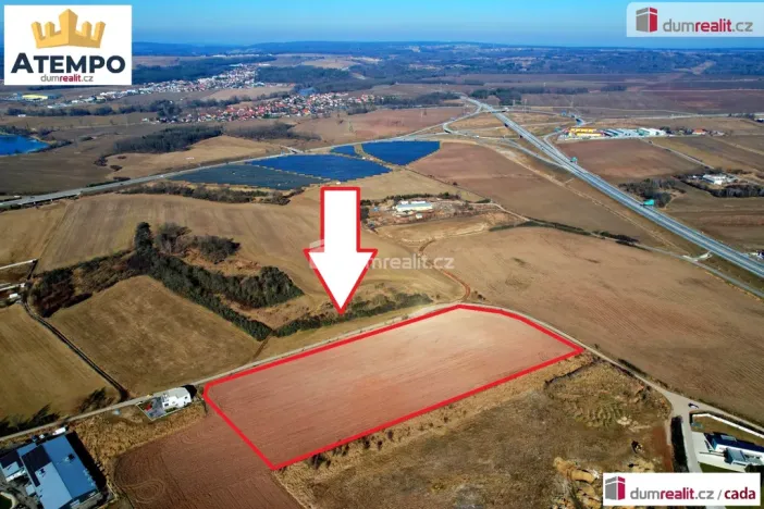 Prodej komerčního pozemku, Úsilné, 7491 m2