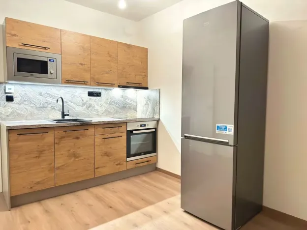 Pronájem bytu 1+kk, Praha - Záběhlice, Choceradská, 39 m2