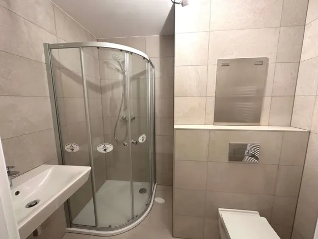 Pronájem bytu 1+kk, Praha - Záběhlice, Choceradská, 39 m2